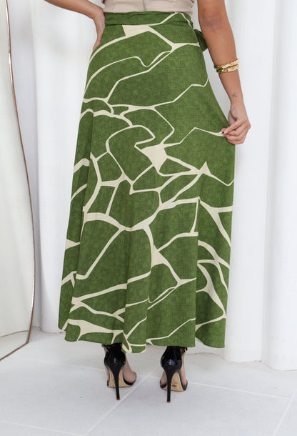 ABSTRACT ENVELOPE SKIRT