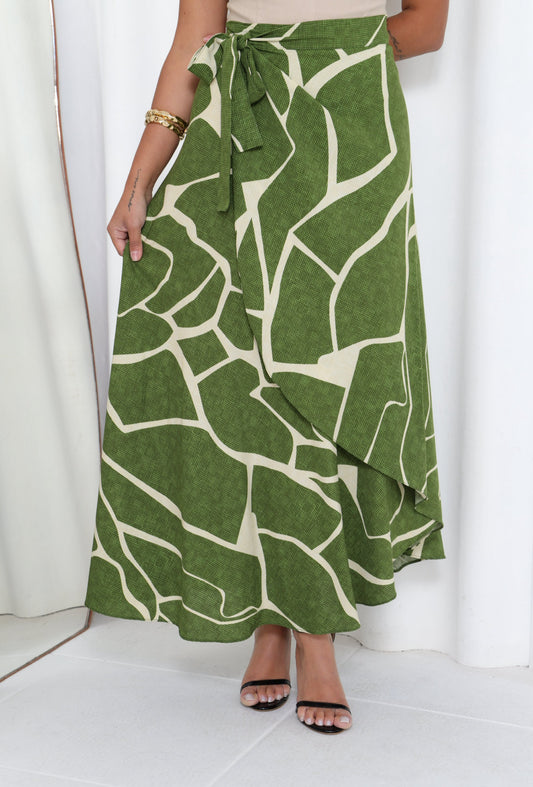 ABSTRACT ENVELOPE SKIRT